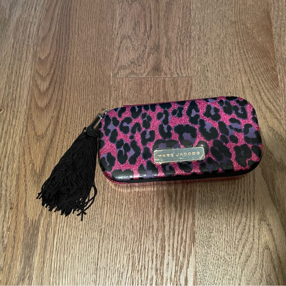 Marc Jacob make up case ONLY - Picture 2 of 3